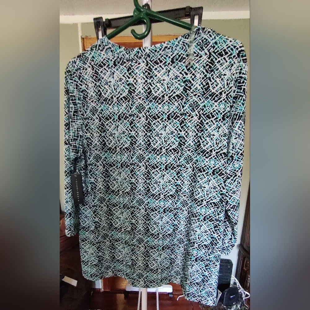 Ladies blouse - Picture 3 of 3